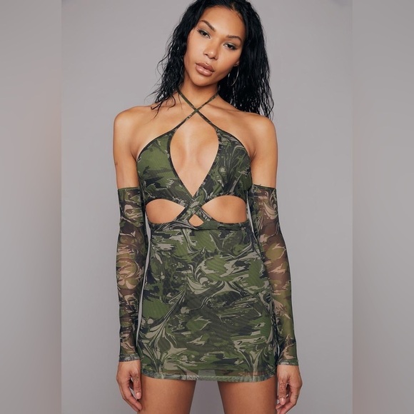 Stylish Green Camo Mini Dress - Picture 2 of 12